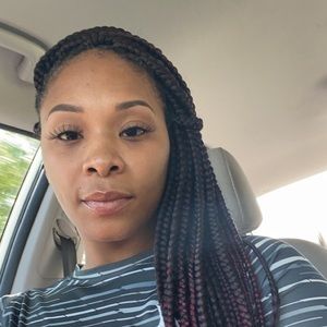 Meet your Posher, Laken